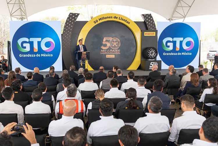 Мексиканский завод Pirelli выпустил 50-миллионную шину.
