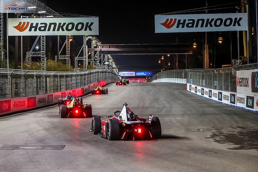 В Саудовской Аравии пройдут две ночные гонки Формулы-Е на шинах Hankook iON Race.